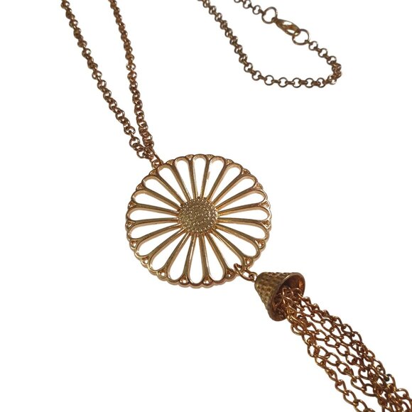 Vintage Goldtone Flower Pendant Necklace Chain Tassel Lobster Clasp 28 In Length - Picture 2 of 6